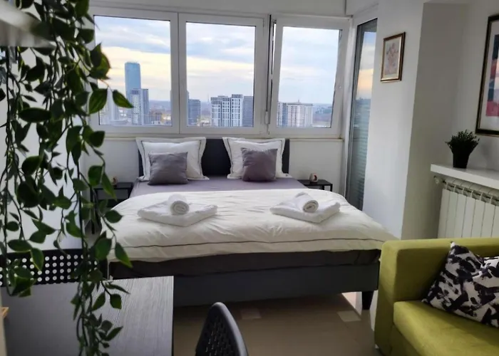 Central View Apartment